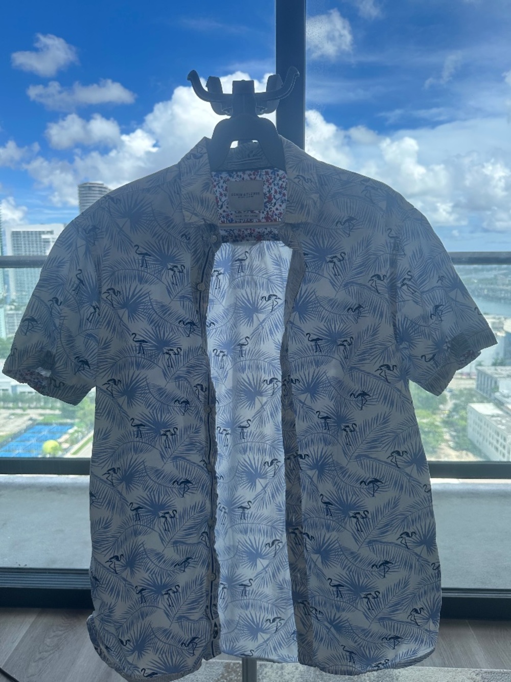 Denim & Flower by Ricky Singh Flamingo Print Button-Up — Men's M